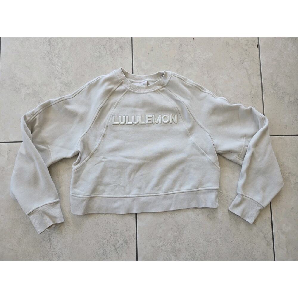 Lululemon Wordmark Women's Long Sleeve Crop Cream Sweatshirt XS